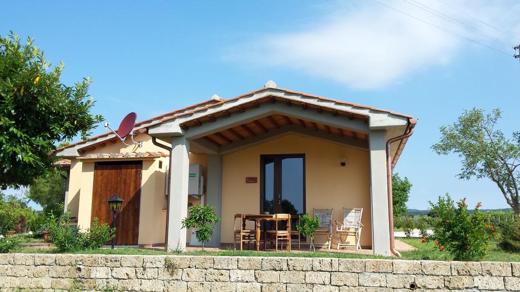Villa Agriturismo Podere La Cascata Massa Marittima Exterior foto