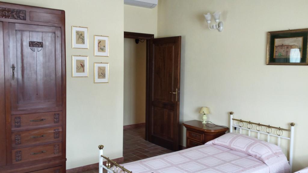 Villa Agriturismo Podere La Cascata Massa Marittima Exterior foto