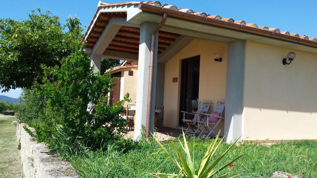 Villa Agriturismo Podere La Cascata Massa Marittima Exterior foto
